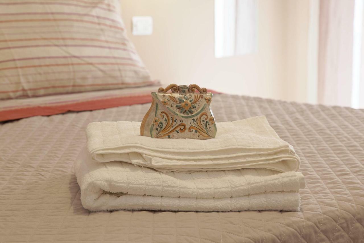 Le Maioliche Bed and Breakfast Agrigento Buitenkant foto